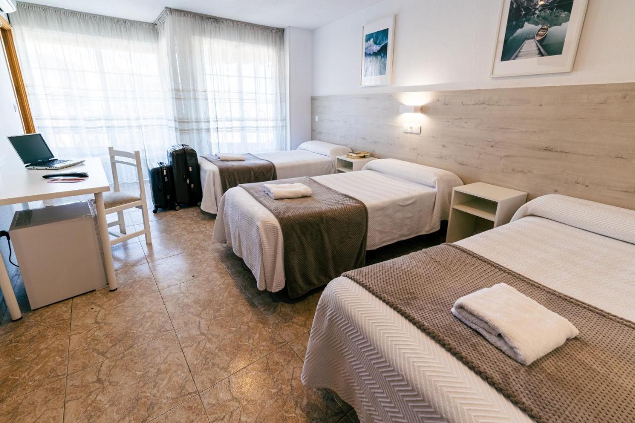 Hostal Gran Via بينتو المظهر الخارجي الصورة