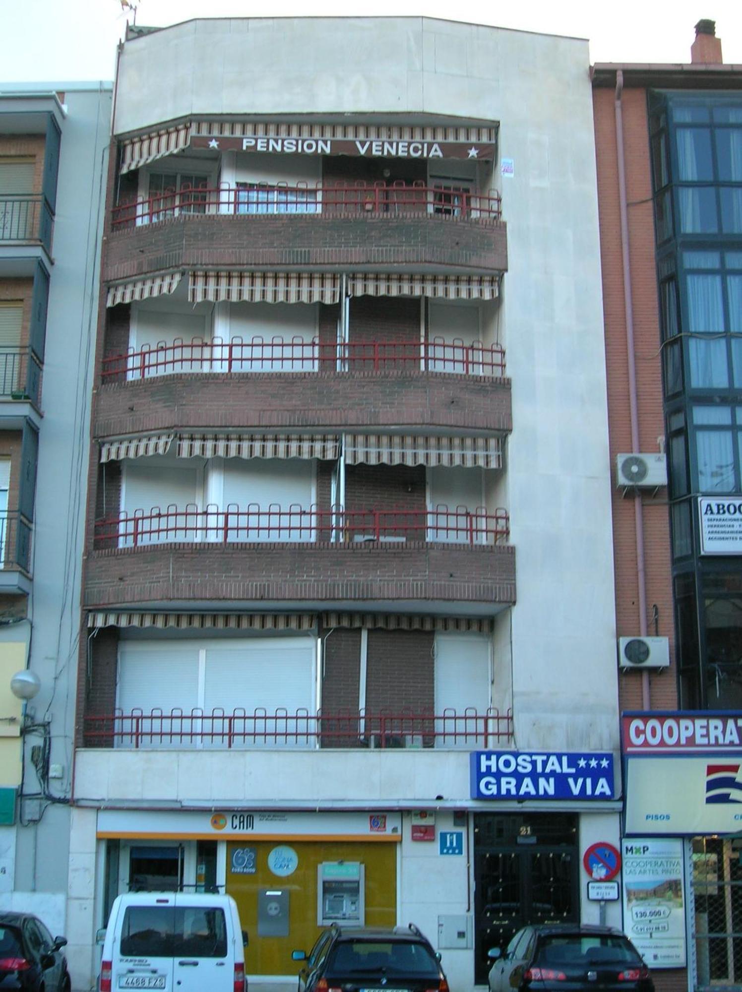 Hostal Gran Via بينتو المظهر الخارجي الصورة