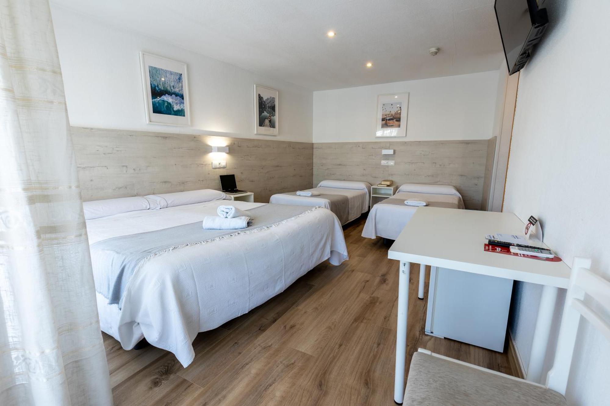 Hostal Gran Via بينتو المظهر الخارجي الصورة
